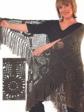 Темно-зеленая шаль из мотивов