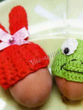 Вязаные украшения на яйца Заяц и Лягушка