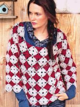 Пуловер из связанных крючком мотивов