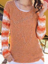 Пуловер крючком с цветочным узором на рукавах