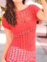 Пуловер с цветочной каймой