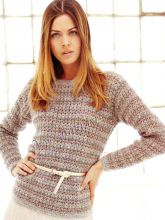 Пуловер, выполненный крючком