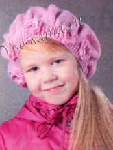 Розовый берет с цветочками