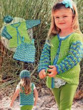 Жакет, топ и шапочка, фото