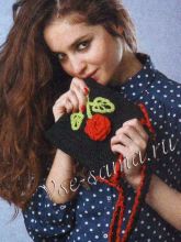 Черная сумочка с розой