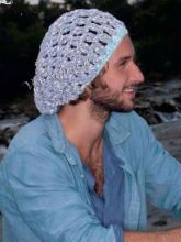 Мужская ажурная шапка крючком
