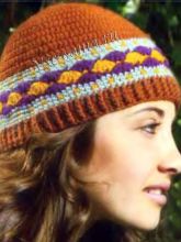 Шапочка с узорной полосой, фото