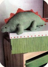 Динозаврик - вязаная игрушка