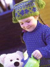 Шапочка сине-зеленая с кисточками