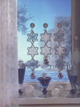 Звёзды в гирляндах