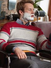 Классический полосатый пуловер спицами, фото