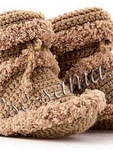 Бежевые пинетки крючком, фото