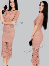 Бежевое платье с элементами, фото