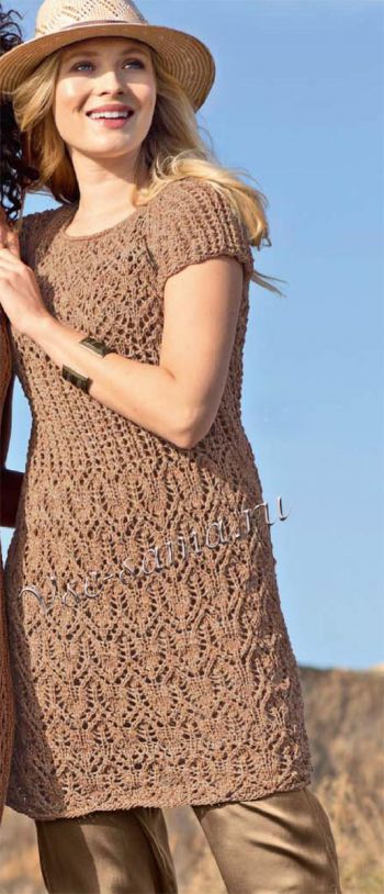 Платье коричневое с сочетанием узоров, фото