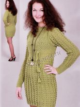 Зеленое платье с узорами паутинка и ажурные полоски, фото модели