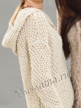 Бежевый пуловер с капюшоном спицами, фото