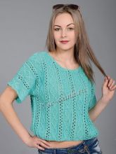 Короткий пуловер с цельновязаными рукавами