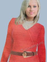 Красный пуловер с v-образным вырезом, фото