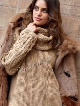 Пуловер и съемный воротник-шарф, фото