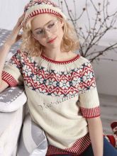 Пуловер с жаккардовыми цветами и берет, фото