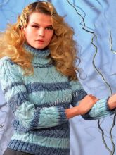 Свитер цвета морской волны с косами, фото