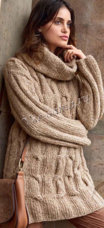 Удлиненный пуловер с объемным воротником, фото