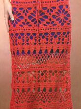 Красная юбка, фото