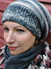 Шапочка бини с бисером, фото