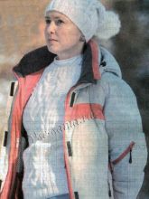 Белоснежный пуловер со сложными аранами, фото