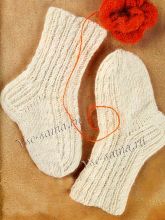 Белые носки с косами, фото