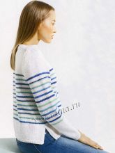 Белый пуловер с полосками, фото