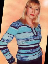 Пестрый пуловер лицевой гладью, фото