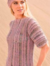 Полосатый пуловер и шапочка, фото