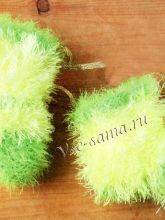 Пушистые носочки спицами на младенца, фото