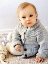 Серая кофточка для малышки, фото