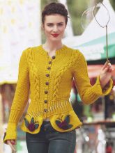 Желтая кофточка спицами с узором косы, фото