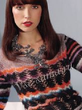 Ажурный пуловер из нескольких цветов пряжи