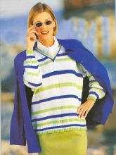 Бело-синий с киви пуловер