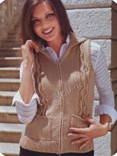 Бежевый жилет с косами