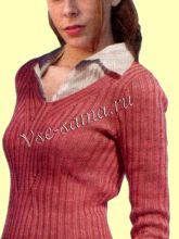 Женский пуловер с вертикальным узором