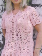 Короткое платье-туника спицами