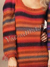 Пестрое платье с бахромой