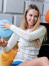 Пуловер с ажурным узором белого цвета