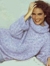 Пуловер из пряжи букле