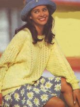 Пуловер с ажурными вставками