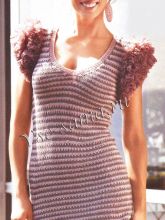 Розовое платье с воланами