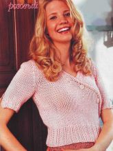 Розовый пуловер