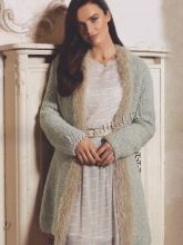 Вязаное пальто, отороченное длиннорунной овчиной, фото