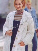 Жакет цвета экрю с патентным узором