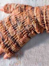 Коричневые меланжевые митенки, фото